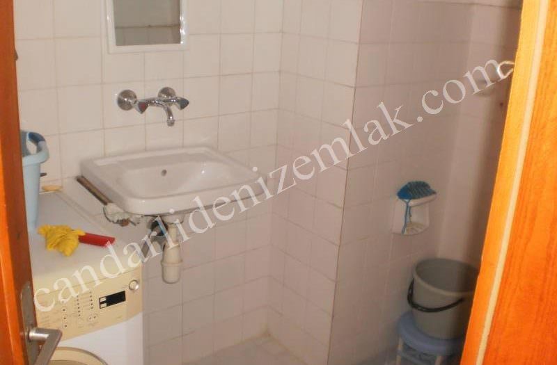Çandarlıda Kiralık Sahile Yakın Daire