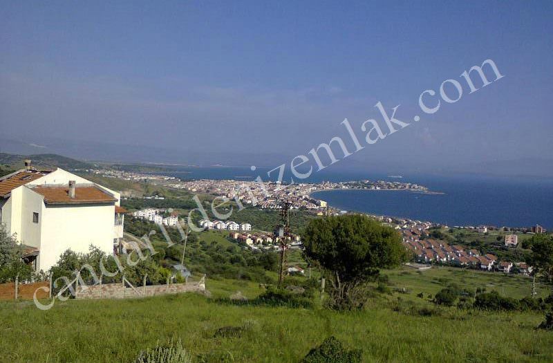Çandarlı Özlem Sitesinde Satılık Deniz Manzaralı Arsa