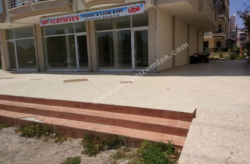 Çandarlı Merkezde Kiralık Dükkan