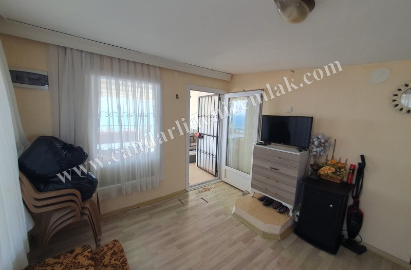 Çandarlı Eyko’da Satılık Deniz Manzaralı 1+1 Daire