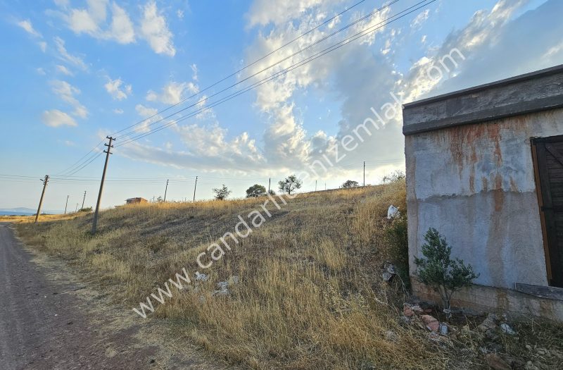 MAVİKENT’TE 290m2 SATILIK DENİZ GÖREN ARSA