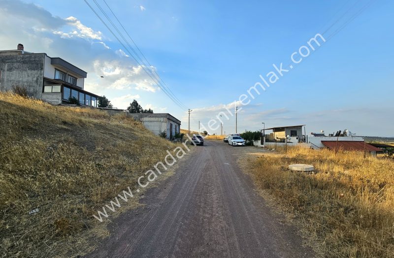 MAVİKENT’TE 290m2 SATILIK DENİZ GÖREN ARSA