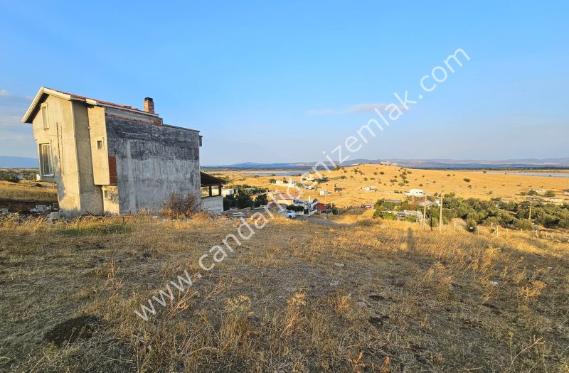 MAVİKENT’TE 290m2 SATILIK DENİZ GÖREN ARSA