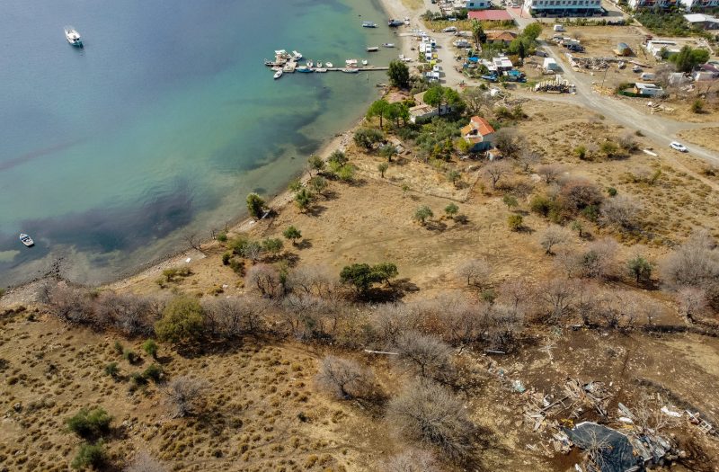 ÇANDARLI’DA DENİZ CEPHELİ ARSA